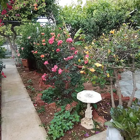 Апартаменты Sevasti Emborios